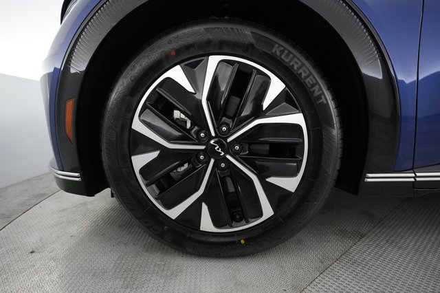 2022 Kia EV6 — photo 15 of 21