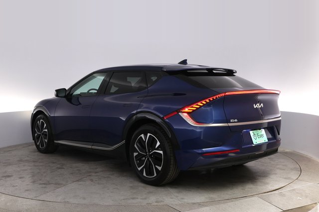 2022 Kia EV6 — photo 13 of 21