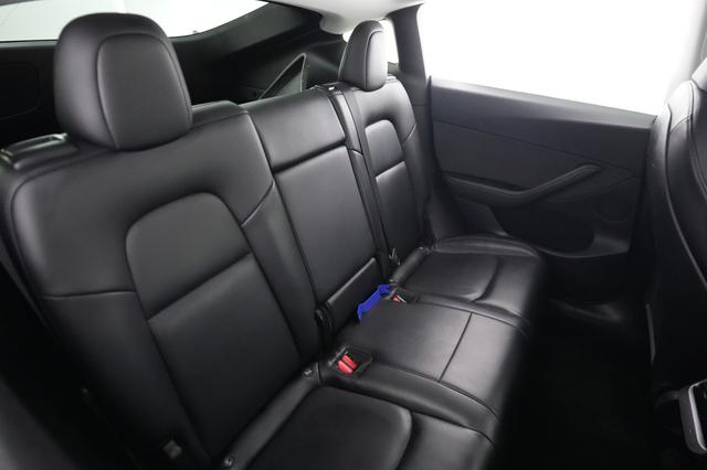 2021 Tesla Model Y — photo 4 of 38