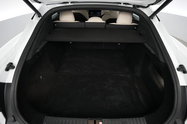 2022 Tesla Model S — photo 6 of 22