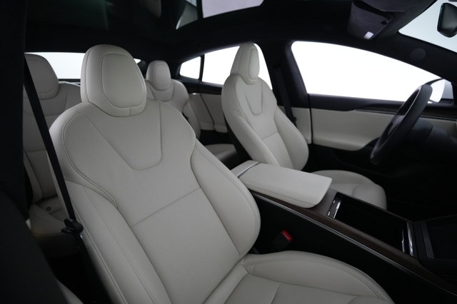 2022 Tesla Model S