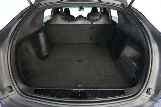 2023 Tesla Model X — photo 6 of 27
