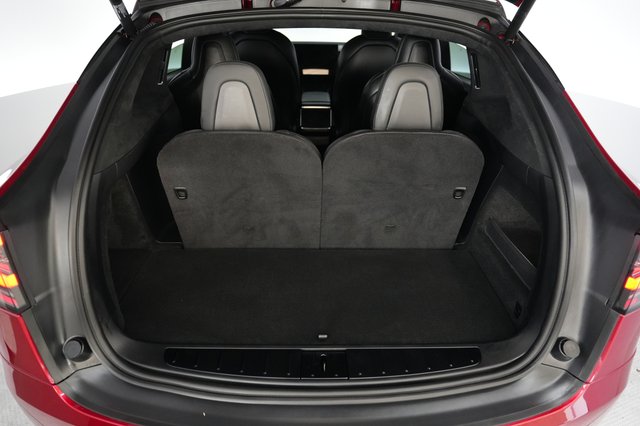 2023 Tesla Model X — photo 6 of 23