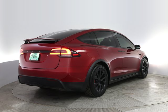 2023 Tesla Model X — photo 2 of 23