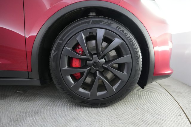 2023 Tesla Model X — photo 16 of 23