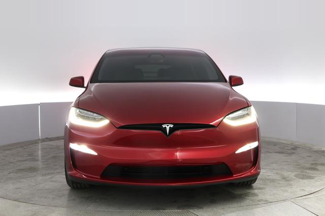 2023 Tesla Model X — photo 9 of 23