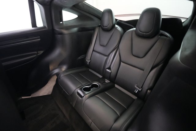 2023 Tesla Model X — photo 20 of 23