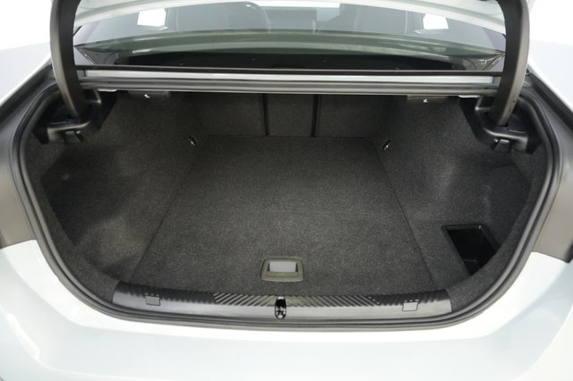 2024 BMW i5 — photo 6 of 20