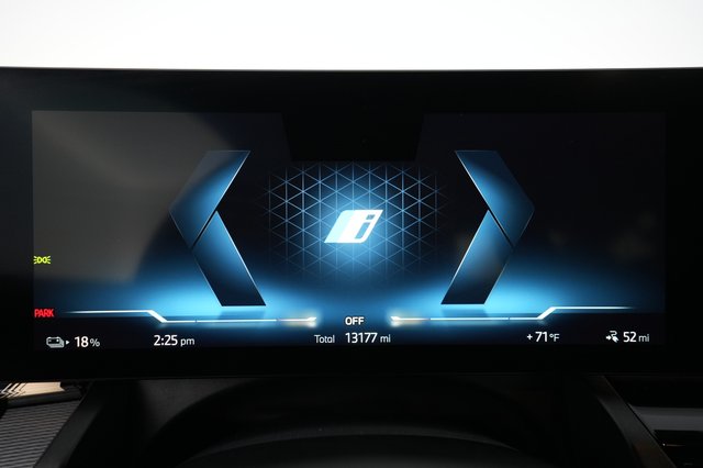 2024 BMW i5 — photo 5 of 20