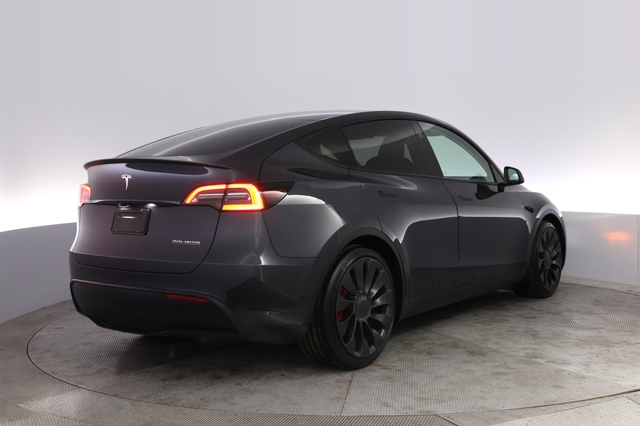 2025 Tesla Model Y