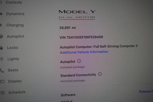 2022 Tesla Model Y — photo 5 of 21