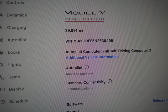 2022 Tesla Model Y — photo 5 of 21