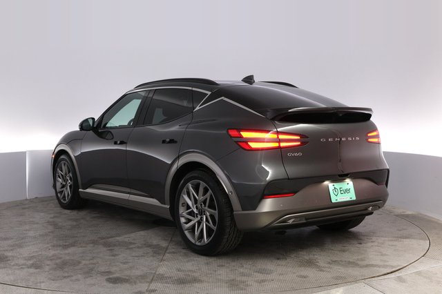 2023 Genesis GV60 — photo 13 of 24