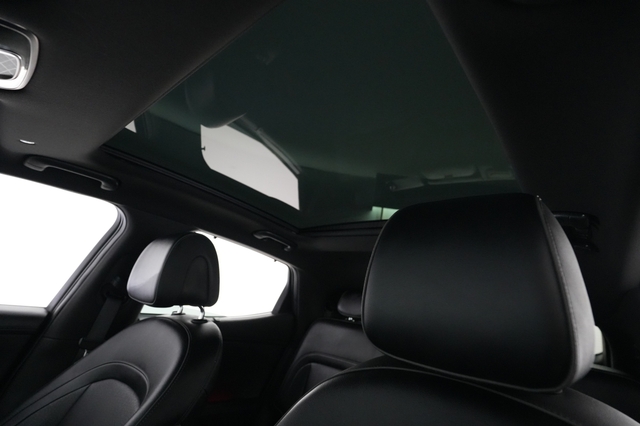 2023 Genesis GV60
