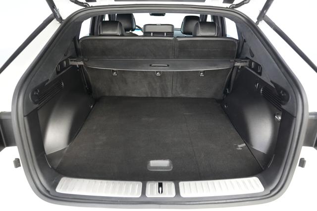 2023 Genesis GV60 — photo 6 of 21