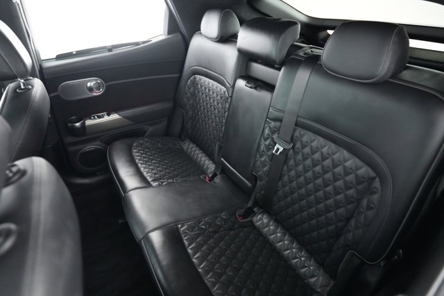 2023 Genesis GV60 — photo 19 of 21