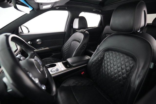 2023 Genesis GV60
