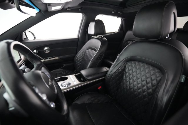 2023 Genesis GV60 — photo 3 of 21