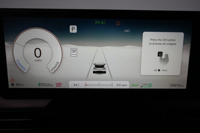 2023 Genesis GV60 — photo 5 of 21