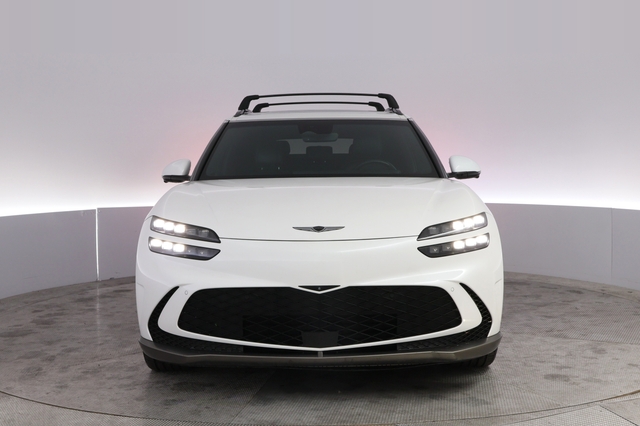 2023 Genesis GV60