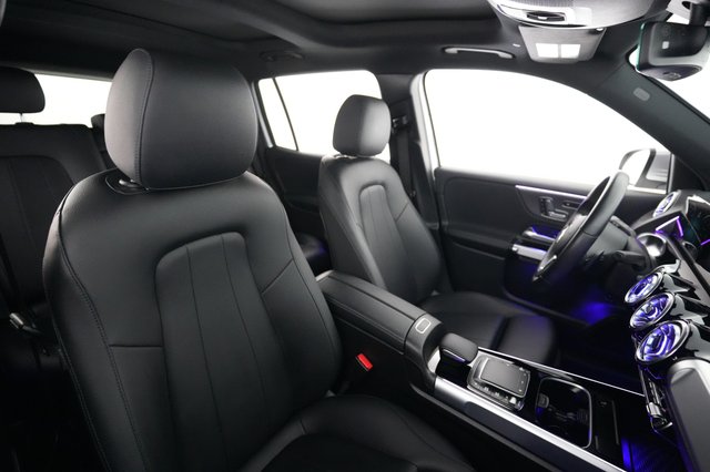 2023 Mercedes-Benz EQB — photo 18 of 20