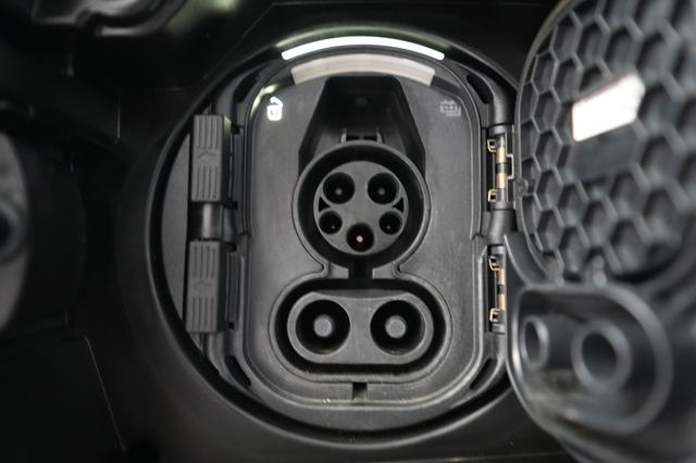 2023 Mercedes-Benz EQB — photo 8 of 20