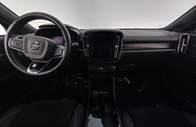 2023 Volvo C40 Recharge