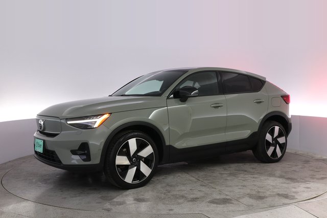 2023 Volvo C40 Recharge — photo 14 of 22