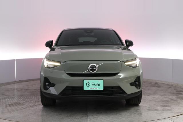2023 Volvo C40 Recharge — photo 9 of 22