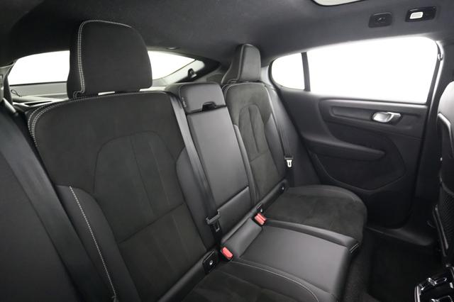 2023 Volvo C40 Recharge — photo 4 of 22