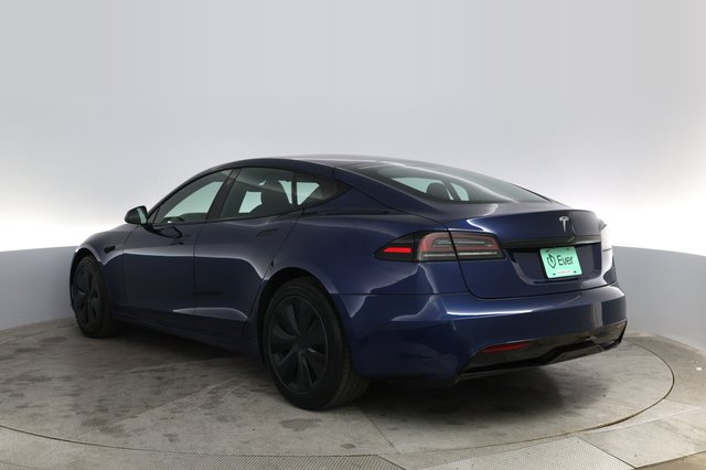 2023 Tesla Model S — photo 13 of 24