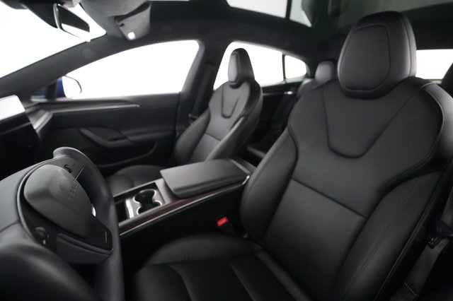 2023 Tesla Model S — photo 3 of 24