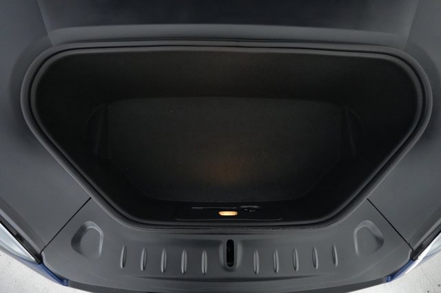 2023 Tesla Model S — photo 23 of 24