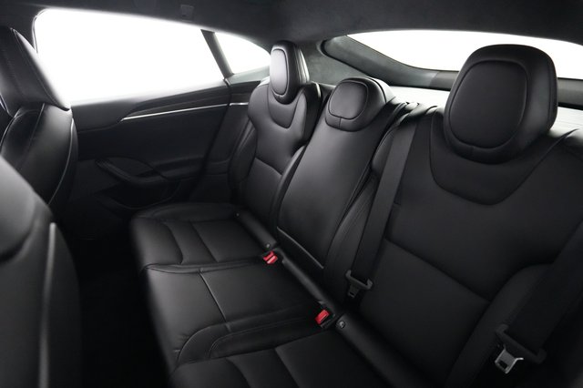 2023 Tesla Model S — photo 19 of 24