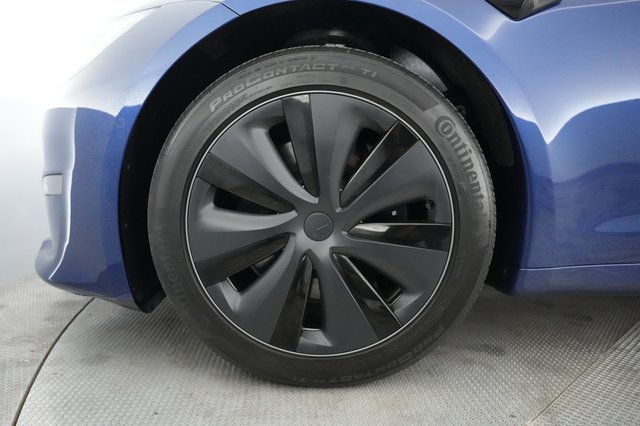 2023 Tesla Model S — photo 15 of 24
