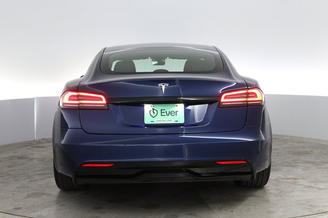 2023 Tesla Model S — photo 12 of 24