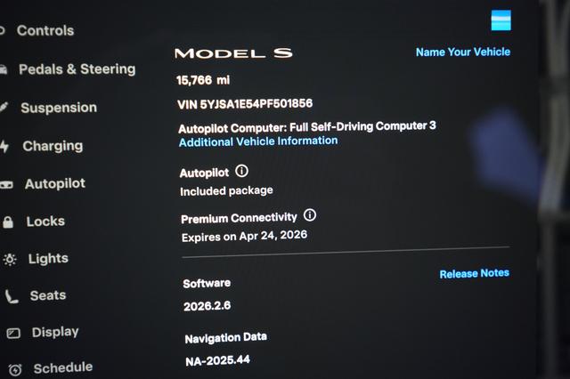 2023 Tesla Model S — photo 5 of 24