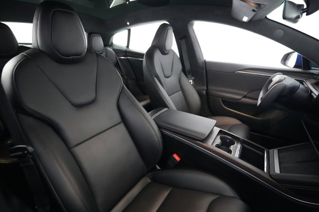 2023 Tesla Model S — photo 18 of 24