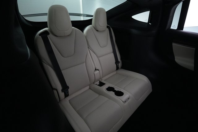 2023 Tesla Model X — photo 21 of 23