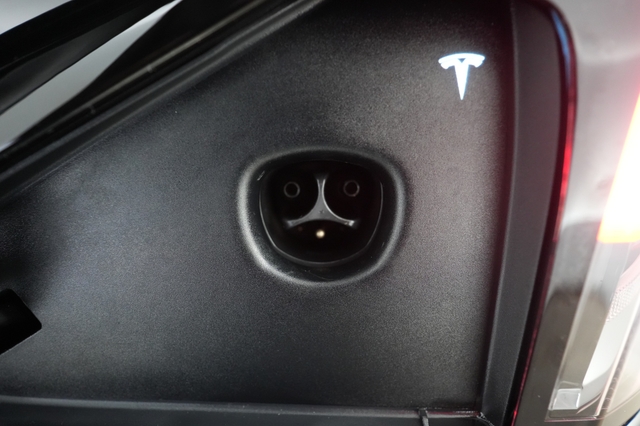 2023 Tesla Model X