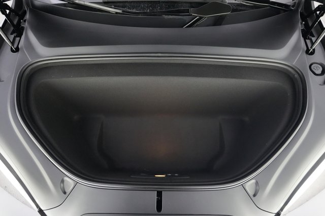 2023 Tesla Model X — photo 20 of 21