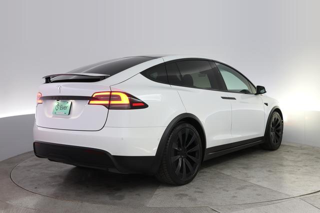 2023 Tesla Model X — photo 2 of 22