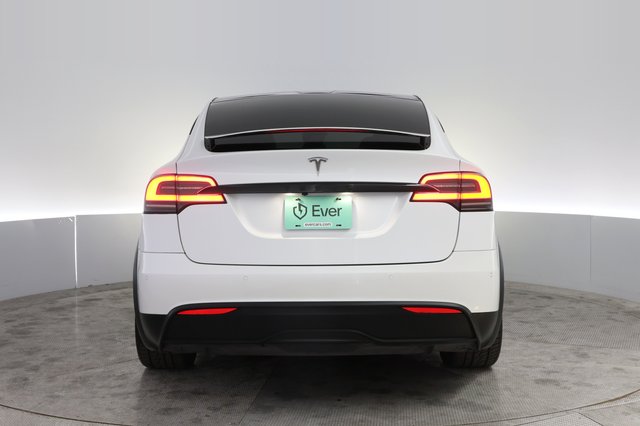 2023 Tesla Model X — photo 12 of 22
