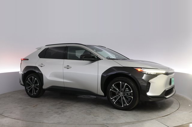 2023 Toyota bZ4X — photo 11 of 20
