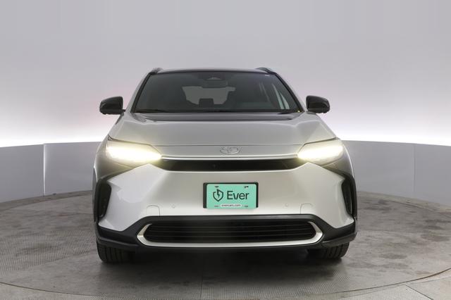 2023 Toyota bZ4X — photo 9 of 20