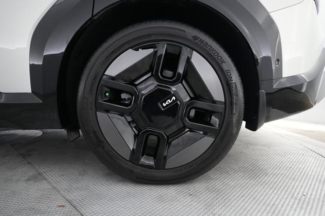 2024 Kia EV9 — photo 7 of 23