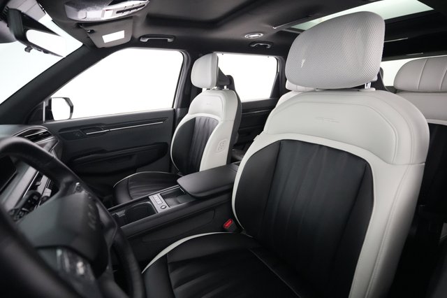 2024 Kia EV9 — photo 3 of 23