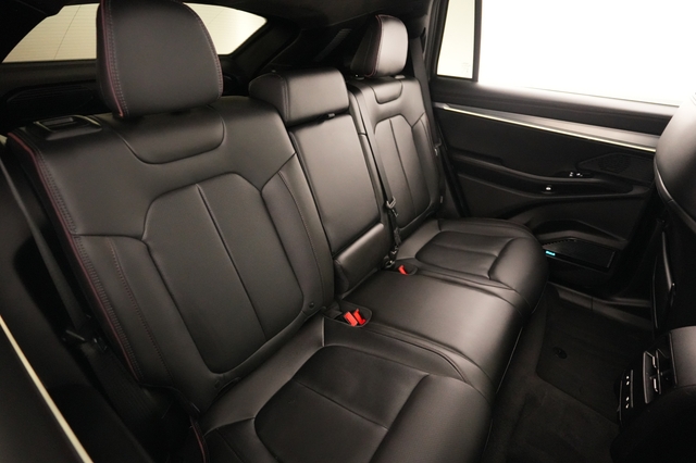 2024 Jeep Wagoneer S