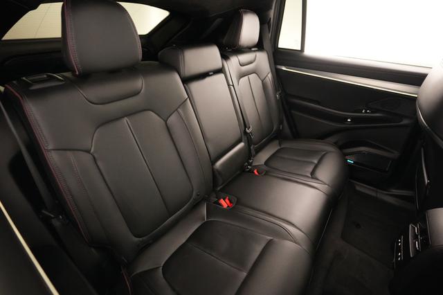 2024 Jeep Wagoneer S — photo 4 of 29