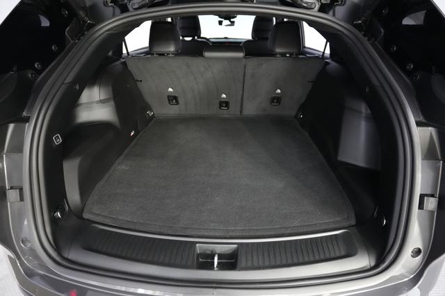 2024 Jeep Wagoneer S — photo 6 of 29